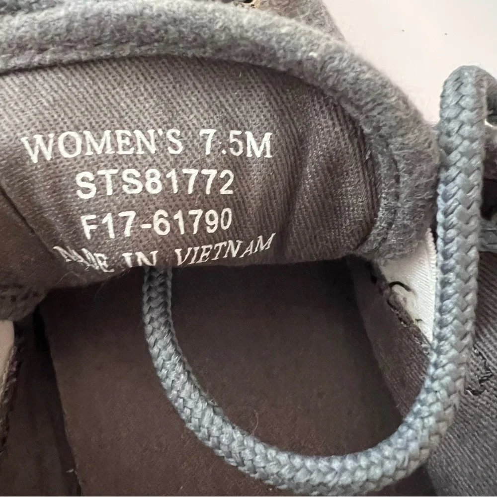 Sperry speedy top